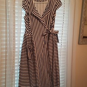 Black and White striped cap sleeve mod cloth dress